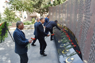 Yasamal rayonunda Anım Günündə şəhidlərimiz yad edilib