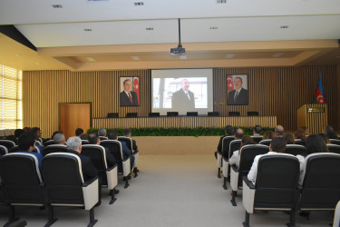 Yasamal Rayon İcra Hakimiyyətinin kollektivi Dövlət Qulluqçularının Peşə Bayramını qeyd edib