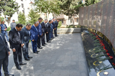 Yasamal rayonunda Anım Günündə şəhidlərimiz yad edilib