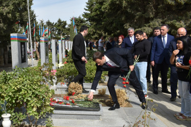 Yasamal rayonunda Anım Günündə şəhidlərimiz yad edilib