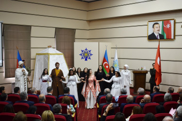 Yasamal rayonunun ictimaiyyəti Ulu Öndərin əziz xatirəsini yad edir
