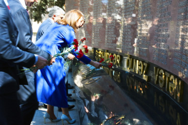 Yasamal rayonunda “Heydər Əliyev və Azərbaycan tarixi” mövzusunda ənənəvi elmi-praktik konfrans keçirildi