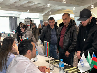Yasamal rayonunda əmək yarmarkası keçirilib
