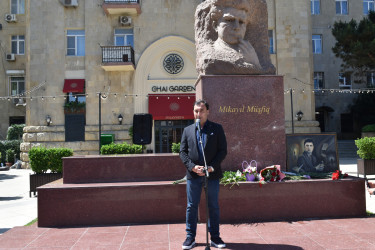 Yasamalda Mikayıl Müşfiqin 118 illiyi qeyd olundu