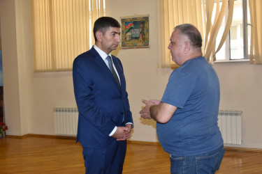 İcra başçısının sakinlərlə görüşləri davam edir
