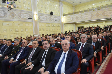 Yasamal rayonunda Prezident İlham Əliyevin Yeni Azərbaycan Partiyasının VIII Qurultayındakı nitqindən irəli gələn vəzifələr müzakirə olunub