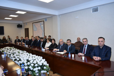 Dövlət qulluqçularının xidməti fəaliyyətinin qiymətləndirilməsinə dair illik hesabatın müzakirəsi keçirilmişdir