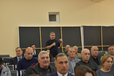 İcra Başçısı Yasamal sakinləri ilə görüşdü