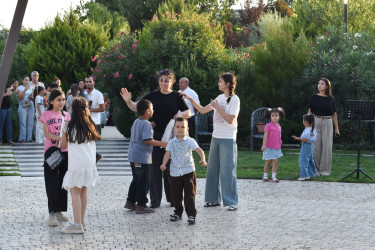 Yasamal rayonunda yay konsertləri davam edir