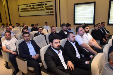 İstehlak bazarında fəaliyyət göstərən sahibkarlıq subyektləri ilə maarifləndirici görüş keçirilib