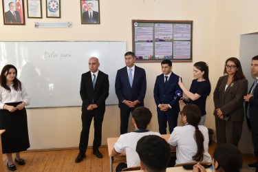 Yasamal rayonunun ümumtəhsil məktəblərində "Bilik günü" qeyd olunub