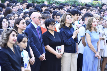 15 sentyabr – Bilik Günü münasibətilə Akademik Zərifə Əliyeva adına liseydə yeni tədris ilinin başlanmasına həsr olunmuş tədbir keçirilib