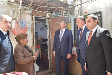 İcra Başçısı sakinlər üçün səyyar qəbul keçirdi, sual və müraciətlərinə cavablar verdi