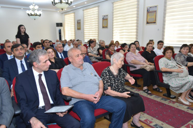 İcra Başçısı ərazidə Yasamal sakinləri ilə görüşdü