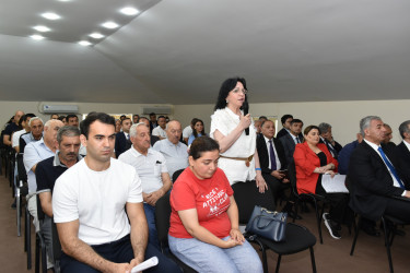 Sakinlərin müraciətləri diqqət mərkəzində: Yasamal rayonunda növbəti səyyar qəbul keçirilib