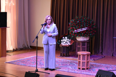 Yasamal rayonnda yerləşən Azərbaycan Milli Konservatoriyasında Azərbaycanın xalq artisti, xanəndə Mənsum İbrahimovun 65 illik yubileyi münasibətilə tədbir keçirilib.