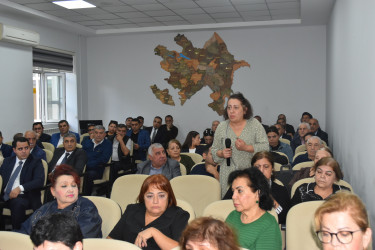 Yasamal RİH başçısı sakinlərlə görüşüb