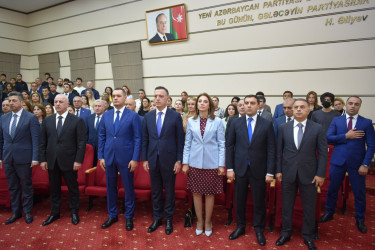 Yasamal ictimaiyyəti Müstəqilliyin Bərpası Gününü qeyd edir