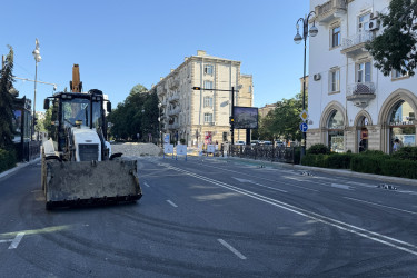 Yasamal rayonunun bir sıra ünvanlarında yol təmiri işləri davam edir
