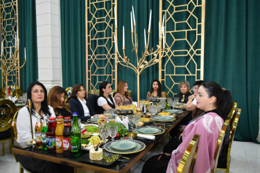 Yasamal rayonunda iftar süfrəsi açılıb