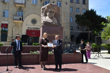 Yasamalda Mikayıl Müşfiqin 118 illiyi qeyd olundu