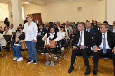 İcra başçısının sakinlərlə görüşləri davam edir