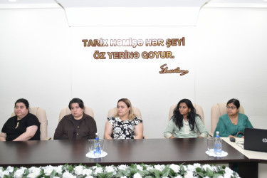 Qurban bayramı ərəfəsində şəhid ailələri ilə görüş təşkil olundu