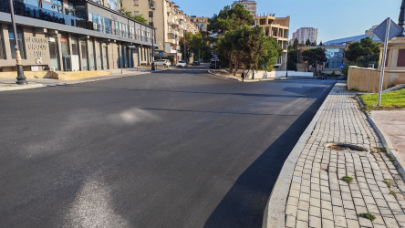 Yasamal rayonunda genişmiqyaslı asfaltlanma işləri aparılır