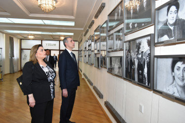 Yasamal rayonunda Zərifə xanım Əliyevanın əziz xatirəsi yad edilib