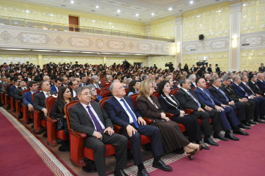 Yasamal rayonunda Prezident İlham Əliyevin Yeni Azərbaycan Partiyasının VIII Qurultayındakı nitqindən irəli gələn vəzifələr müzakirə olunub