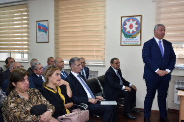 İcra Başçısı ərazidə Yasamal sakinləri ilə görüşdü, müraciətlərin həllinə dair göstərişlər verdi