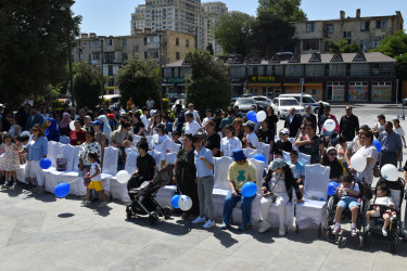 Yasamal parkında “UŞAQLARIN RƏNGLİ DÜNYASI” adlı festival keçirildi