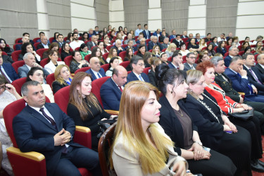 Yasamal rayonu Ulu Öndərin əziz xatirəsini uca tutur