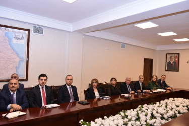 “Dövlət qulluğunda vəzifələrin və ehtiyat kadrların idarə edilməsi” mövzusunda təlim keçirilib