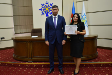 Yasamal ictimaiyyəti Müstəqilliyin Bərpası Gününü qeyd edir