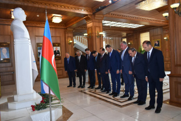 Yasamal ictimaiyyəti Ulu Öndərin siyasi hakimiyyətə gəlişinin  ildönümünü qeyd edir
