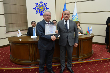 Yasamal rayonu Ulu Öndərin əziz xatirəsini uca tutur