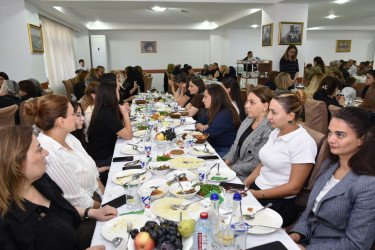 Təzə Pir məscidində şəhidlərimizin ruhuna ehsan süfrəsi açılıb