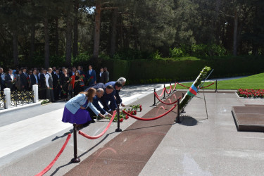 Yasamal rayonunda görkəmli oftalmoloq Zərifə xanım Əliyevaya həsr olunmuş konfrans keçirildi