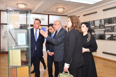 Yasamal rayonunda Zərifə xanım Əliyevanın əziz xatirəsi yad edilib