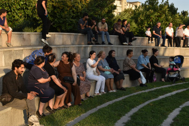 Yasamal rayonunda yay konsertləri davam edir