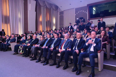 Yasamal rayonunda İlaxır Çərşənbə münasibətilə bayram konserti keçirilib
