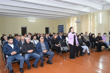 İcra Başçısı ərazidə Yasamal sakinləri ilə görüşdü, problem və qayğılarını dinlədi