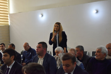 RİH başçısı  sakinlərlə görüşdü,  problemlərinin həllinə dair tapşırıqlar verdi