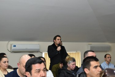 İcra Başçısı Yasamal sakinləri ilə görüşdü