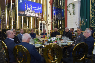 Yasamal rayonunda iftar süfrəsi açılıb