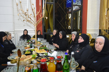 Yasamal rayonunda iftar süfrəsi açılıb