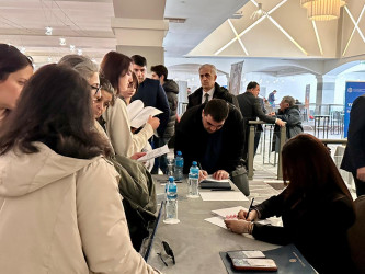 Yasamal rayonunda əmək yarmarkası keçirilib