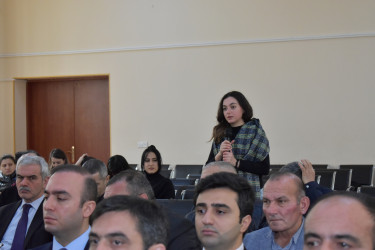 Yasamalda əhali ilə görüş: İcra Başçısı sakinləri dinlədi