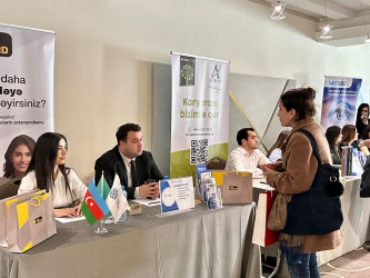 Yasamal rayonunda əmək yarmarkası keçirilib